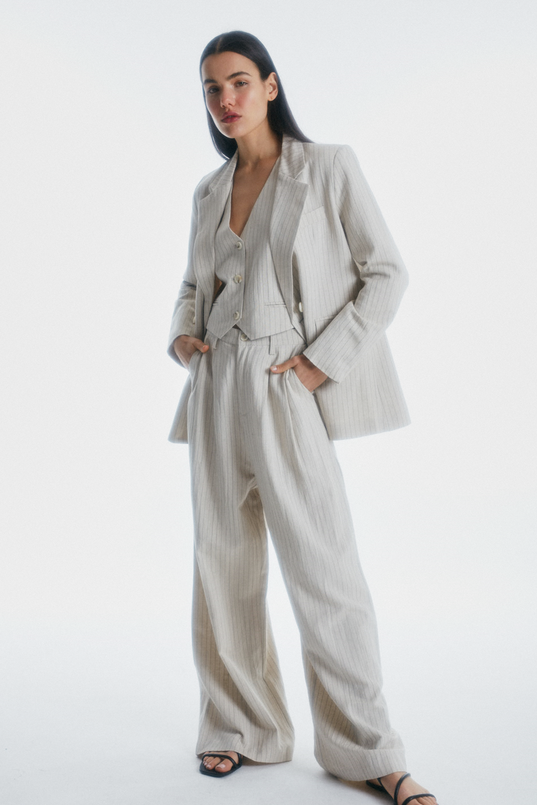 Pantalon rayas beige