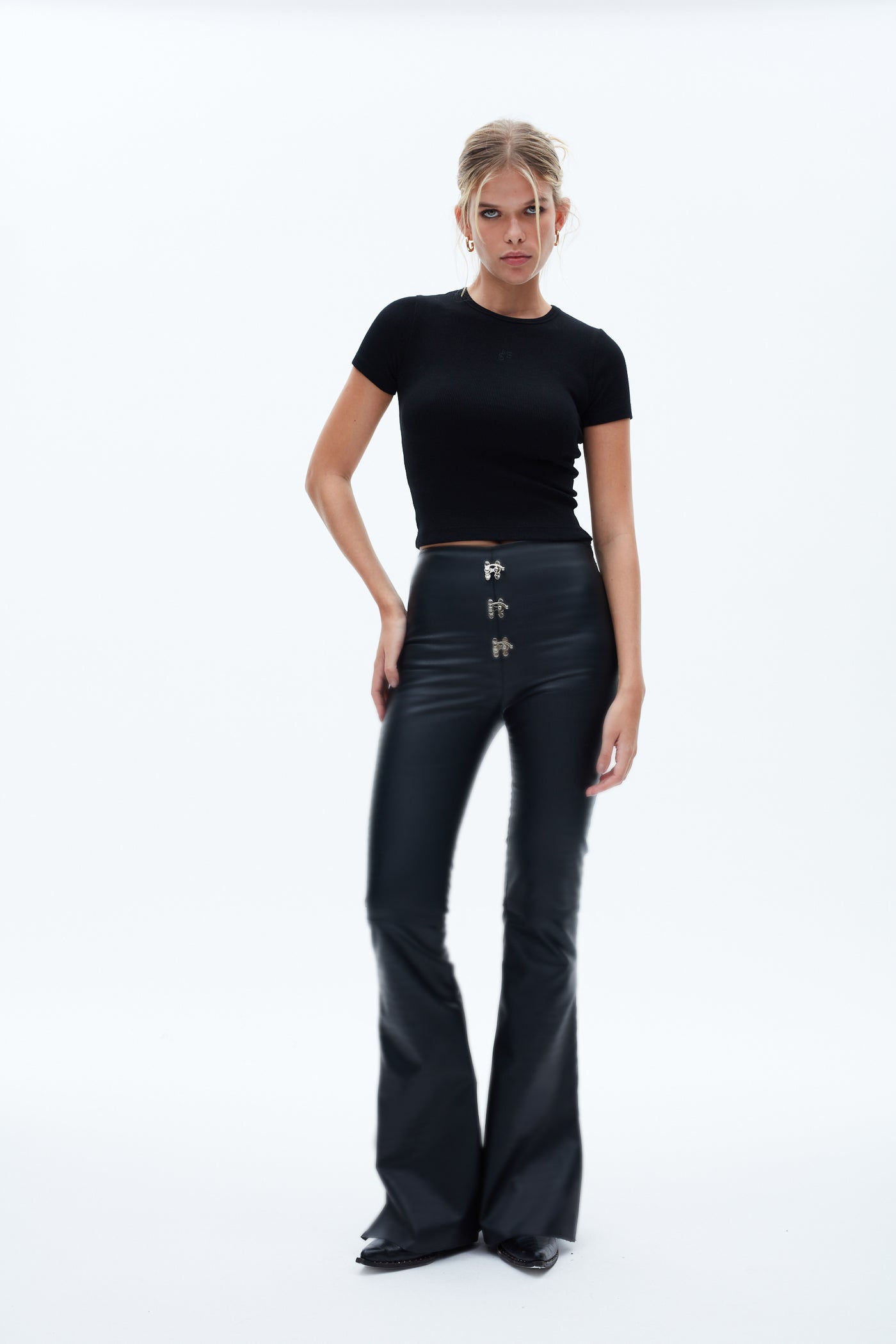 Pantalon Brick negro liso